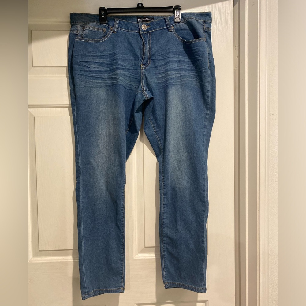 Jeans Colony jeans size 20